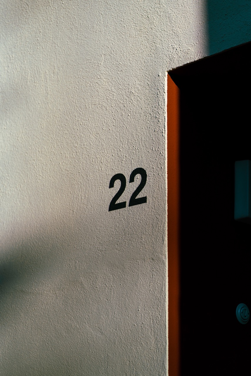 22