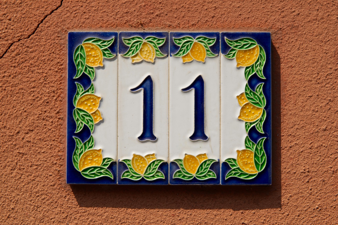 11